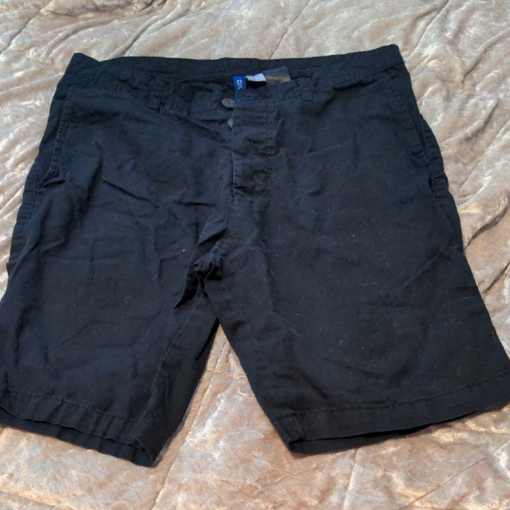 H&M Black Divided High-waisted Bermuda Shorts Size 30